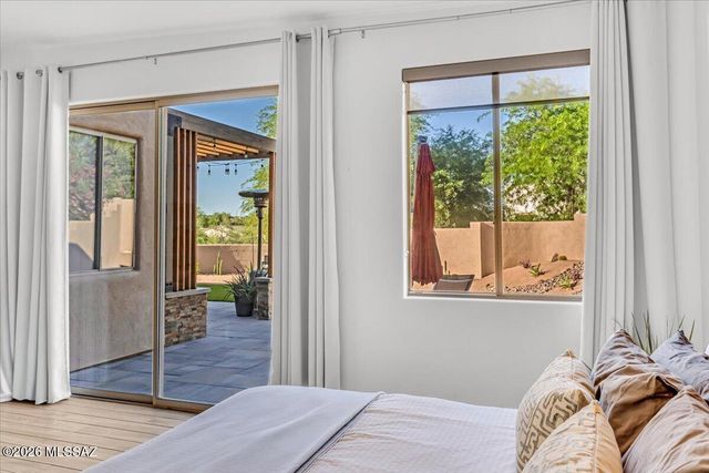 1124 W Saddlehorn Place, Oro Valley, AZ 85704