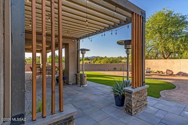 1124 W Saddlehorn Place, Oro Valley, AZ 85704