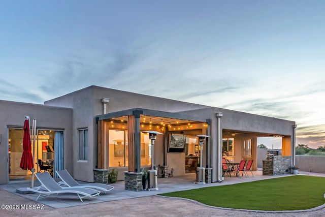 1124 W Saddlehorn Place, Oro Valley, AZ 85704