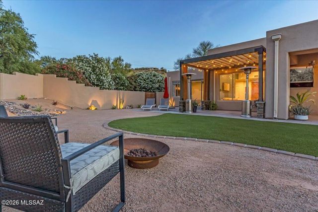 1124 W Saddlehorn Place, Oro Valley, AZ 85704