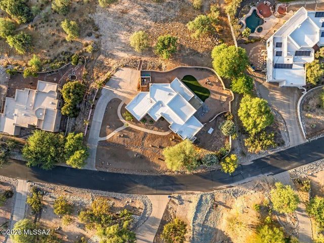 1124 W Saddlehorn Place, Oro Valley, AZ 85704