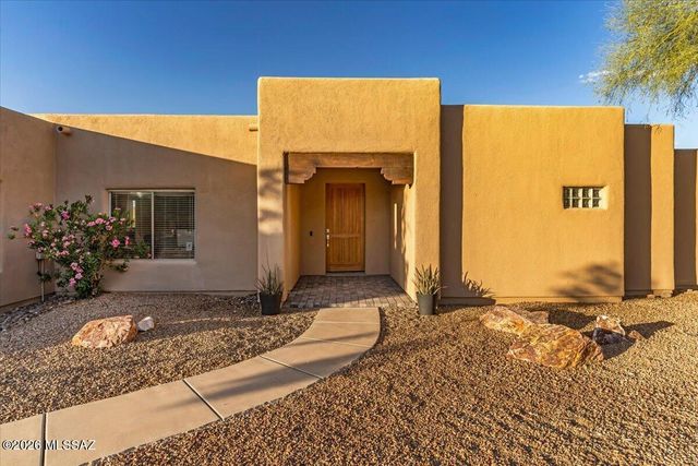 1124 W Saddlehorn Place, Oro Valley, AZ 85704