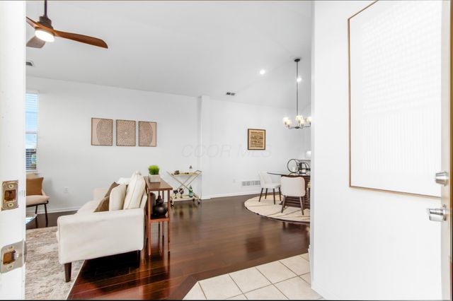 5852 Timber Top Drive, 3, Hilliard, OH 43026