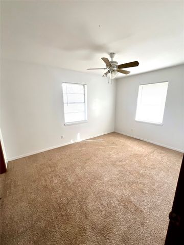 915 N Spring Street, Grand Saline, TX 75140