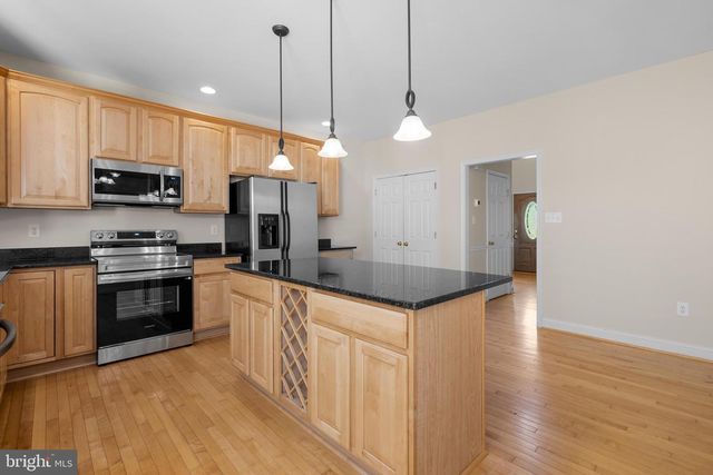 7425 SANDY BOTTOM CT, Hughesville, MD 20637