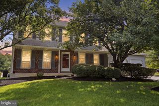 1595 GREGORY DR, Warrington, PA 18976
