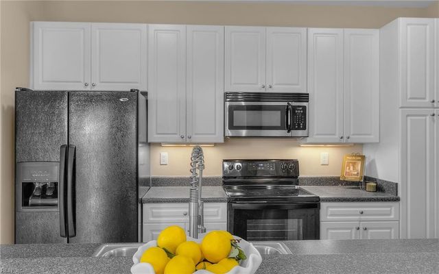 4368 Duffy DR, Virginia Beach, VA 23462