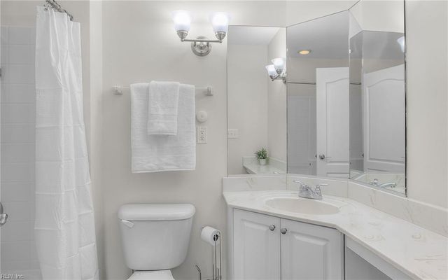 4368 Duffy DR, Virginia Beach, VA 23462