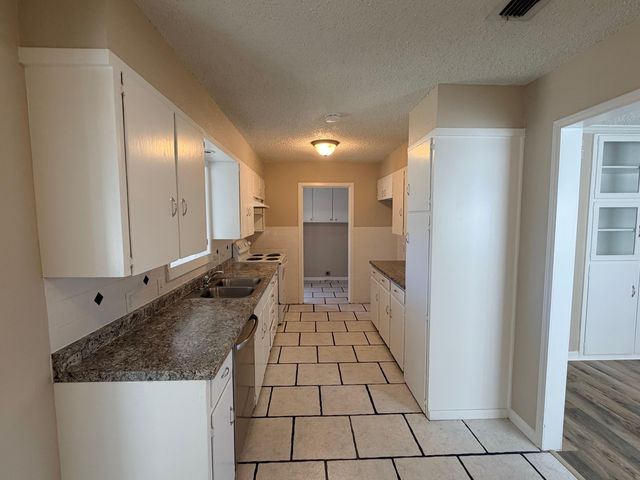 4310 42nd Street, Lubbock, TX 79413