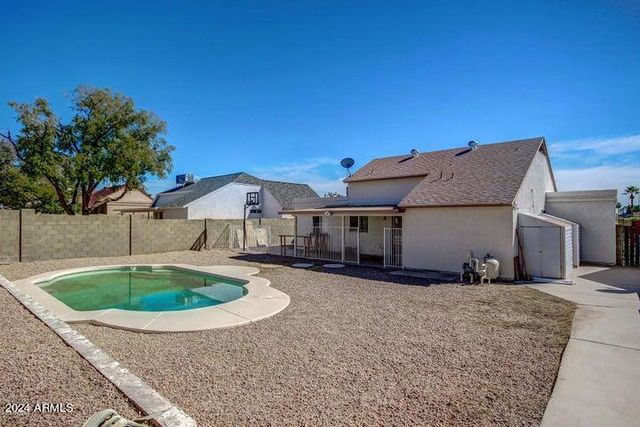 1208 E WICKIEUP Lane, Phoenix, AZ 85024