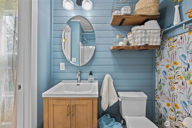 705 NE Haller Street, Coupeville, WA 98239