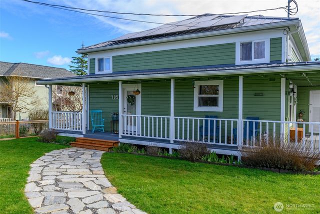 705 NE Haller Street, Coupeville, WA 98239