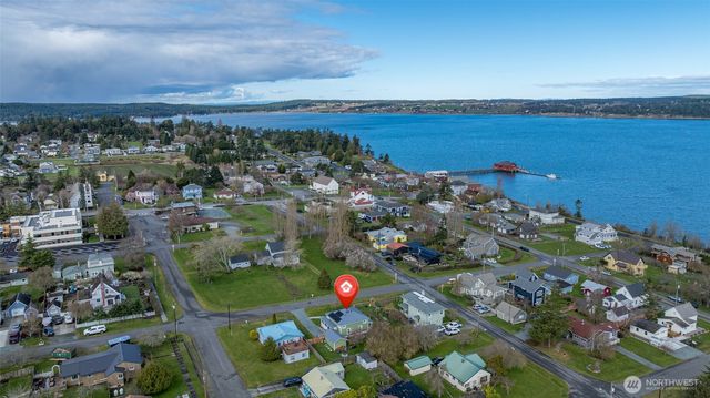 705 NE Haller Street, Coupeville, WA 98239