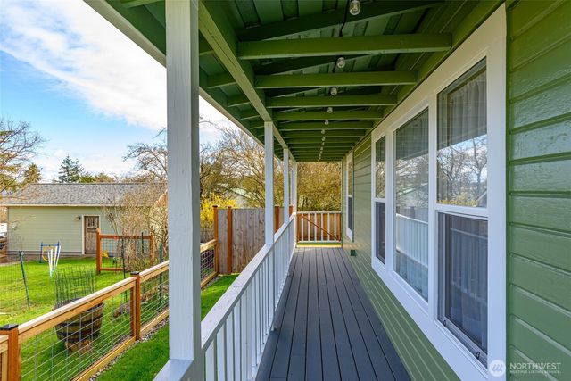 705 NE Haller Street, Coupeville, WA 98239