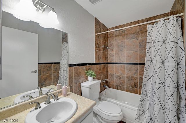 3240 Cameron Street A, Las Vegas, NV 89102