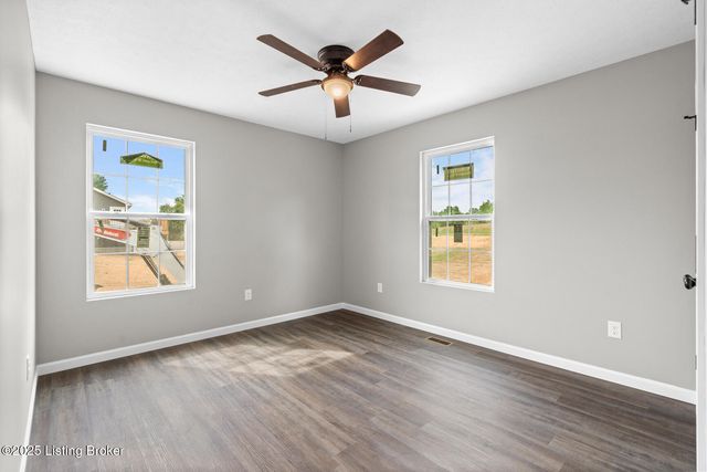 3408 Rhodelia Rd, Payneville, KY 40157