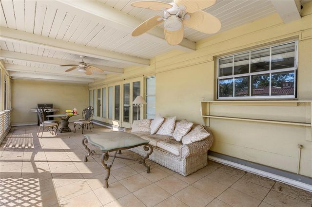 100 CATALAN BOULEVARD NE, St Petersburg, FL 33704