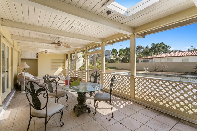 100 CATALAN BOULEVARD NE, St Petersburg, FL 33704