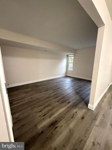 3 FRANKLIN DR, Voorhees, NJ 08043