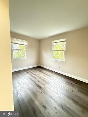 3 FRANKLIN DR, Voorhees, NJ 08043