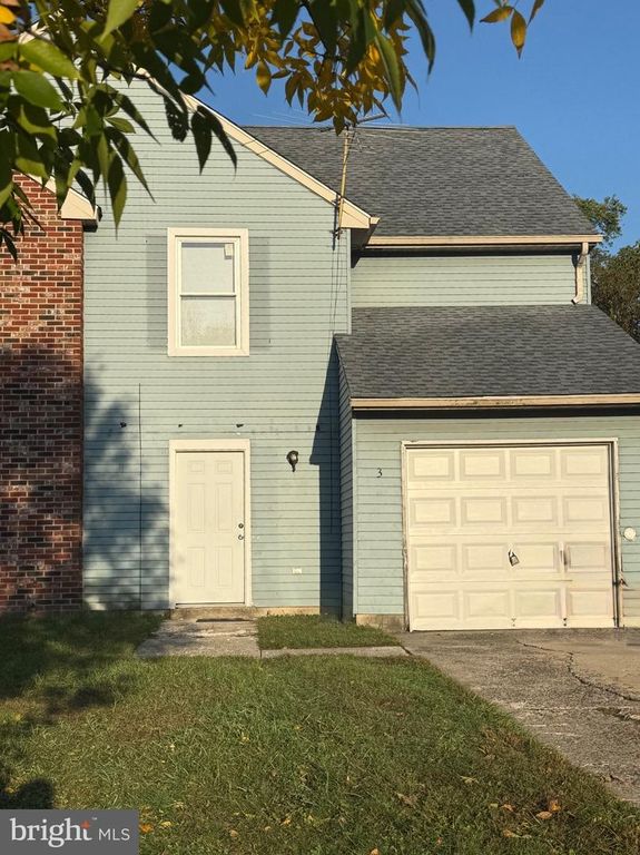 3 FRANKLIN DR, Voorhees, NJ 08043