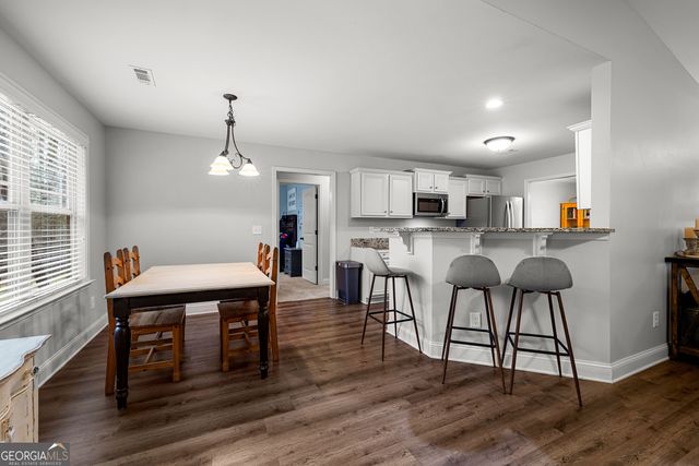 36 E Gordon Road, Newnan, GA 30263