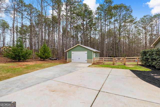 36 E Gordon Road, Newnan, GA 30263