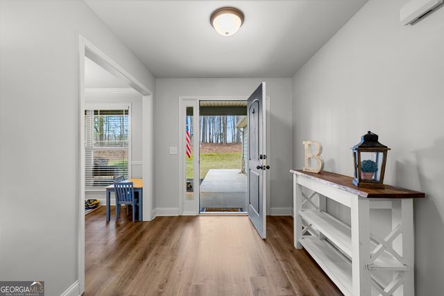 36 E Gordon Road, Newnan, GA 30263