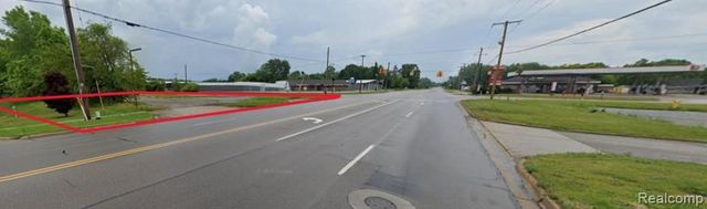 E Bristol E Bristol, Burton, MI 48519