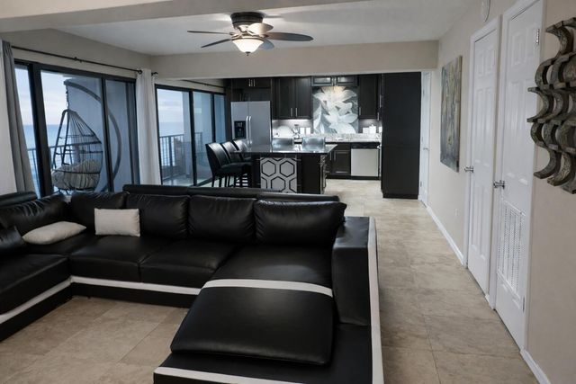 7310 Seawall Boulevard 1101, Galveston, TX 77551