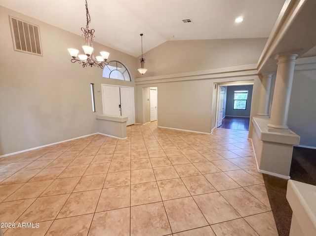 5024 W SIESTA Way, Laveen, AZ 85339