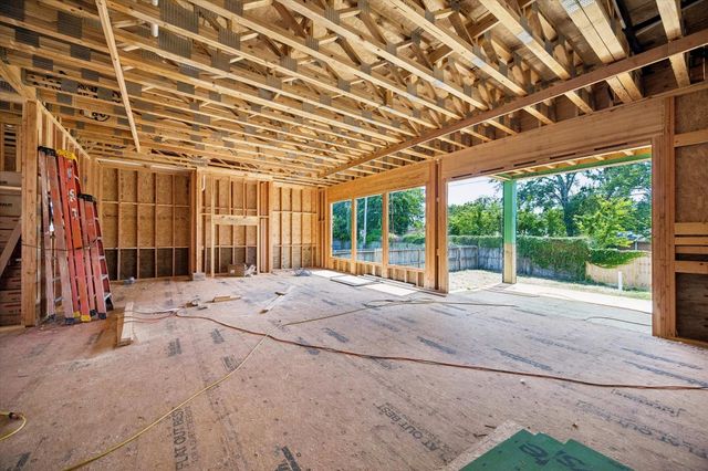 2031 Saxon Drive, Houston, TX 77018