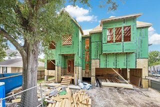 2031 Saxon Drive, Houston, TX 77018