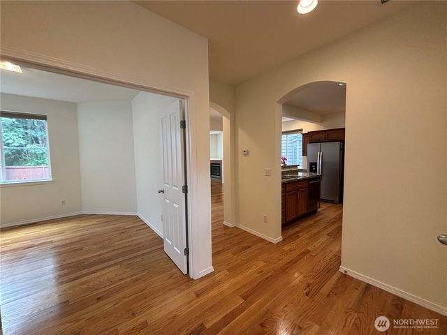 35035 41st Place S, Auburn, WA 98001