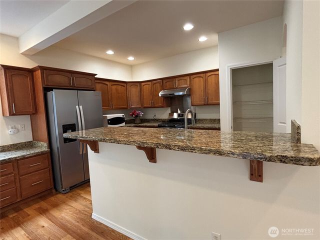 35035 41st Place S, Auburn, WA 98001