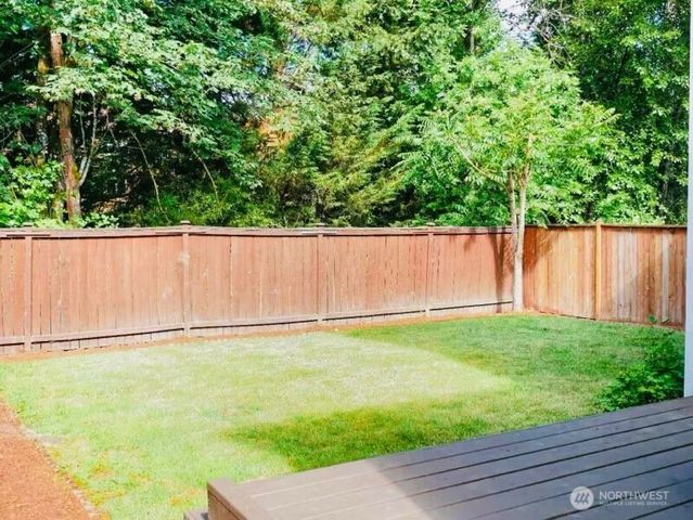 35035 41st Place S, Auburn, WA 98001