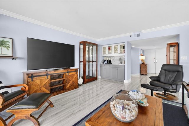 1480 GULF BOULEVARD 1104, Clearwater Beach, FL 33767