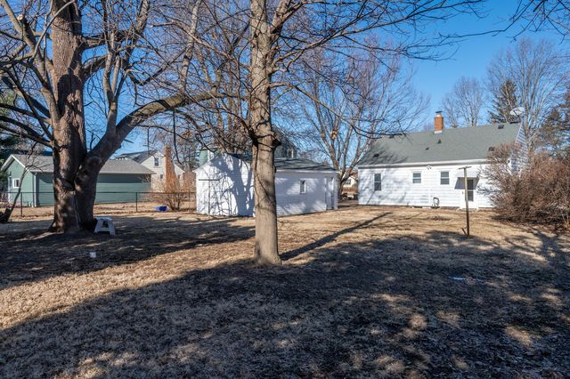 205 Sunset Lane, Mount Morris, IL 61054