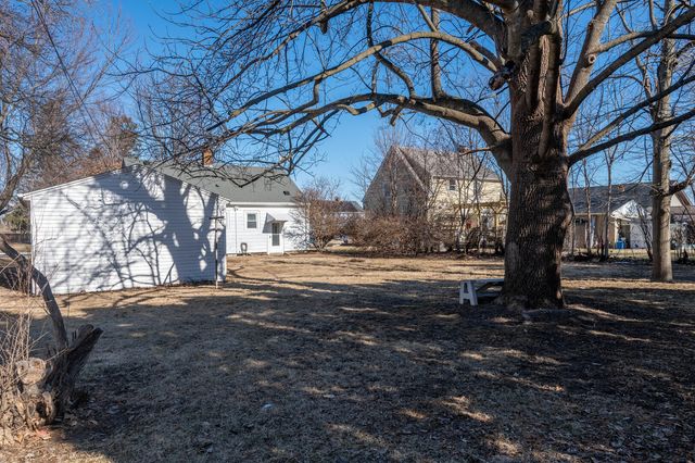 205 Sunset Lane, Mount Morris, IL 61054