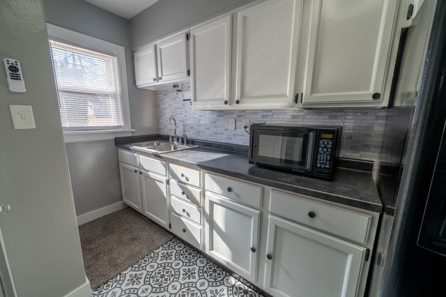 205 Sunset Lane, Mount Morris, IL 61054