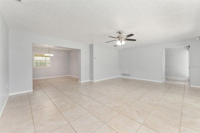 4505 SE 12TH PLACE, Ocala, FL 34471