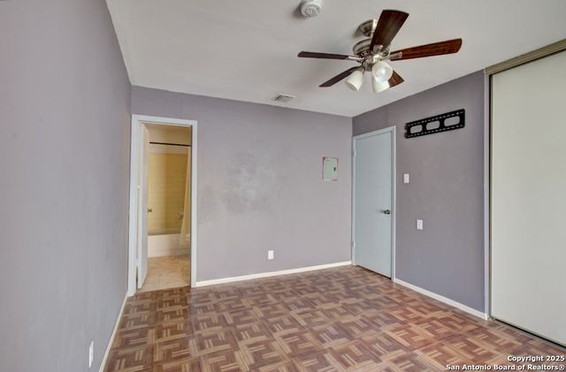 1346 Bayou, San Antonio, TX 78245