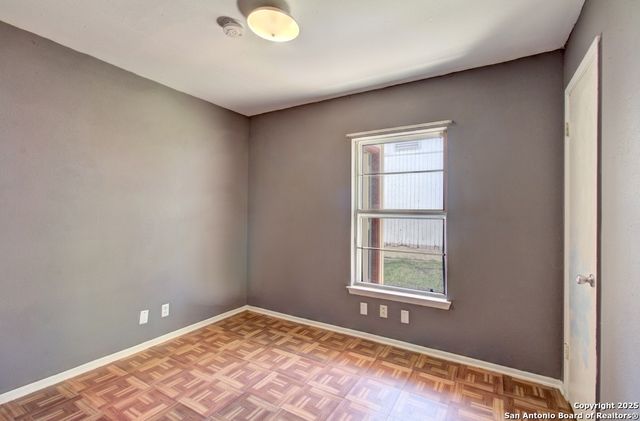 1346 Bayou, San Antonio, TX 78245