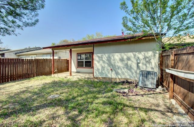 1346 Bayou, San Antonio, TX 78245