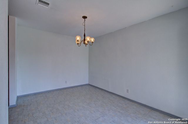 1346 Bayou, San Antonio, TX 78245