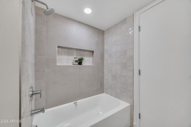 1601 W SUNNYSIDE Drive 164, Phoenix, AZ 85029