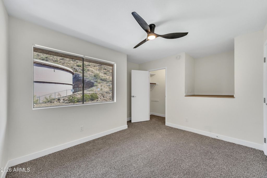 Image 21 of property listing at 1601 W SUNNYSIDE Drive 164, Phoenix, AZ 85029