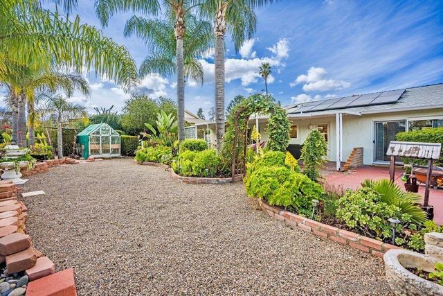 16857 Pinata, San Diego, CA 92128