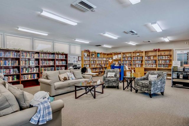 16857 Pinata, San Diego, CA 92128