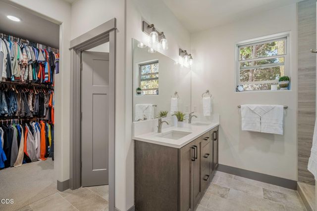 54635 Silver Fox Drive, Bend, OR 97707